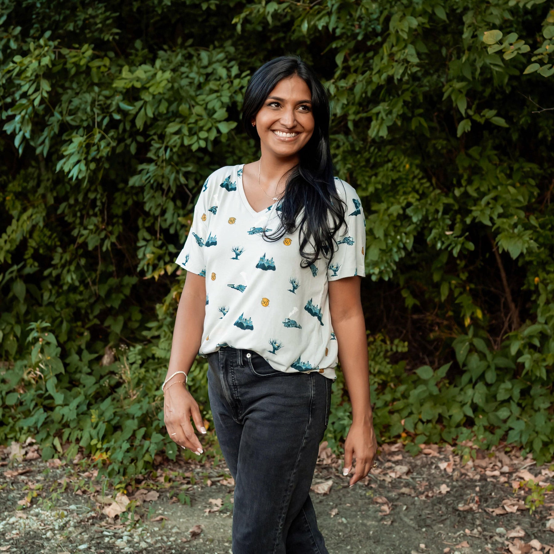 Women's Relaxed Fit V-Neck in Journey