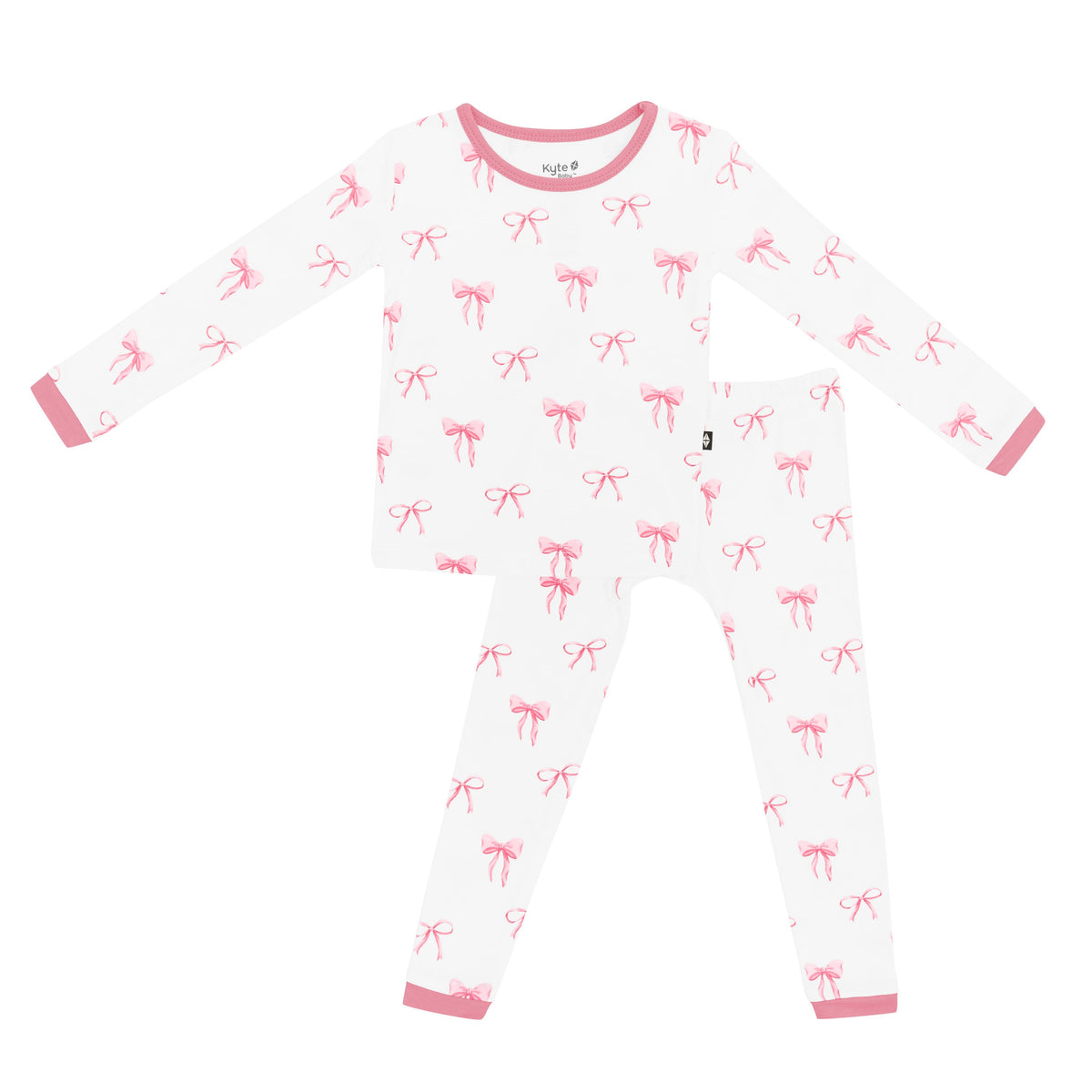 Long Sleeve Pajamas in Bow